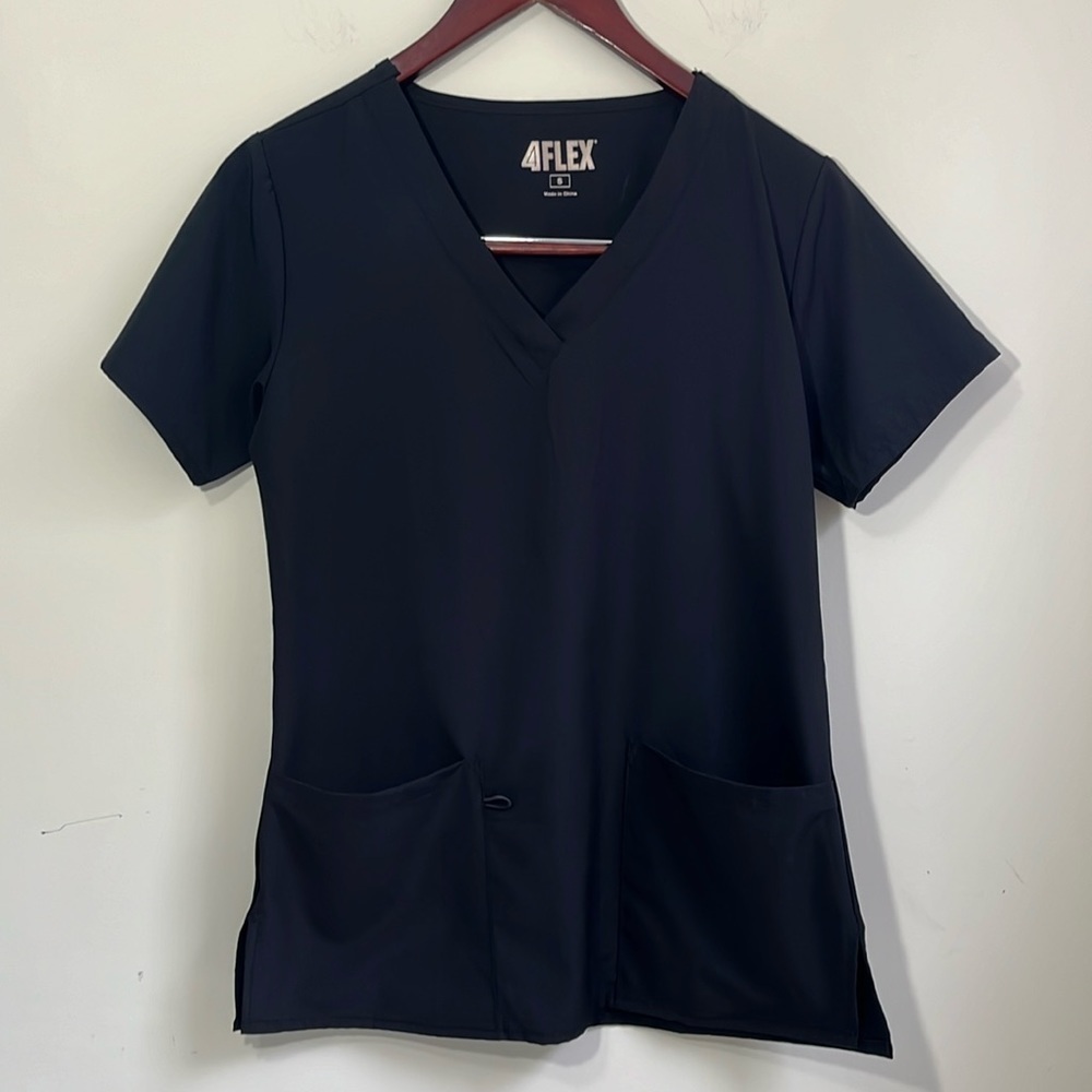 4Flex Women’s Scrub Top Size Small